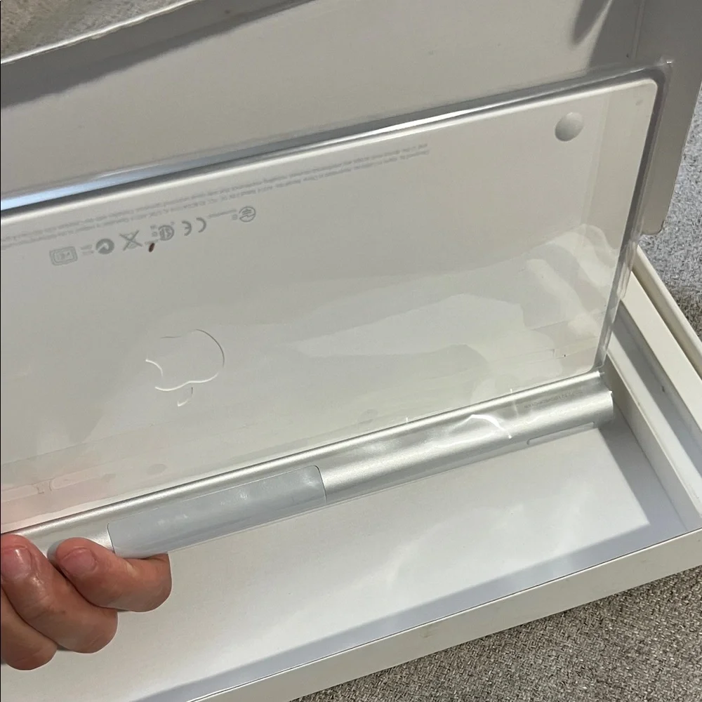 Apple White Wireless Keyboard